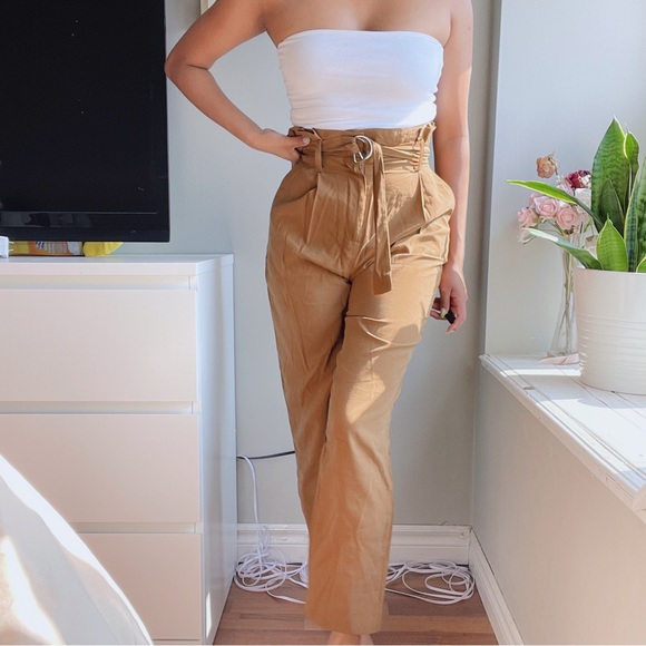 Selling this gorgeous Zara high waisted belted pants/trouser. - Picture 3 of 8